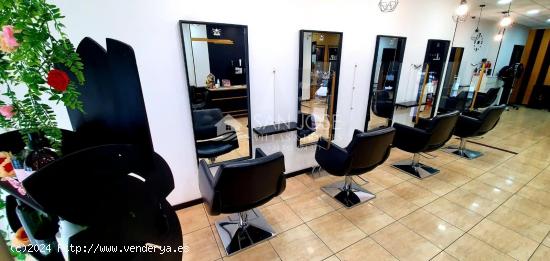 TRASPASO DE PELUQUERIA EN ELCHE EN FUNCIONAMIENTO - ALICANTE