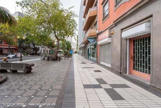 Local Comercial de Dos Plantas en alquiler - LAS PALMAS