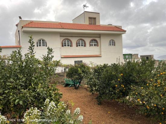 VENDEMOS VIVIENDA EMBLEMÁTICA CERCA DEL CASCO - LAS PALMAS