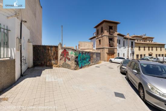 GRAN OPORTUNIDAD SOLAR CON CASA EN MIRADOR DE ROLDANDO,GRANADA - GRANADA