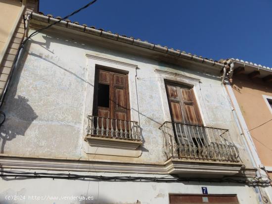  CASA DE PUEBLO EN BENAGUACIL - VALENCIA 