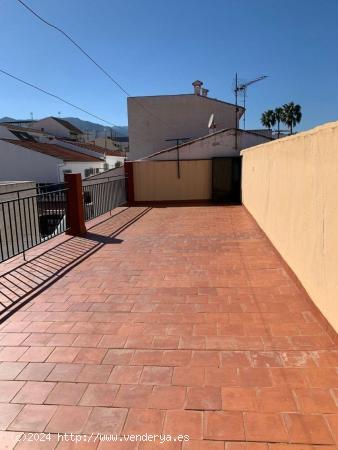 CASA EN EL CENTRO DE ALHAURIN DE LA TORRE - MALAGA