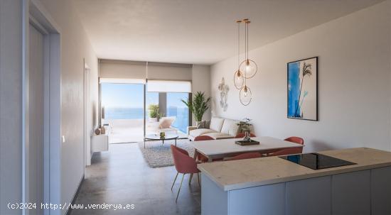 exclusivo Atico dúplex alta calidad junto al mar y amplias terrazas - MALAGA