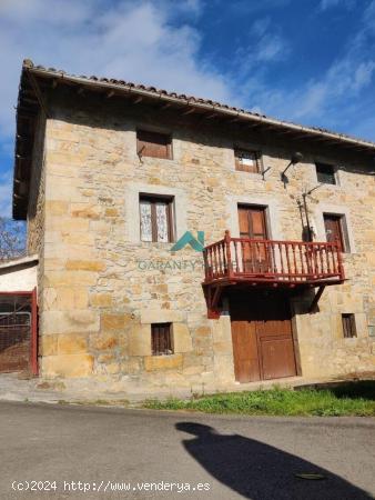 Se vende casa de pueblo en Bárcena de Cicero - CANTABRIA