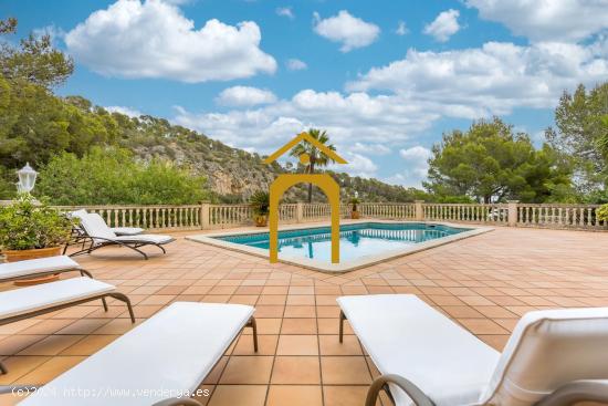 Lujosa villa con impresionantes vistas al mar en Bendinat - BALEARES