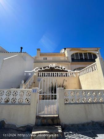 Chalet adosado en urbanizacion el Tossal - ALICANTE