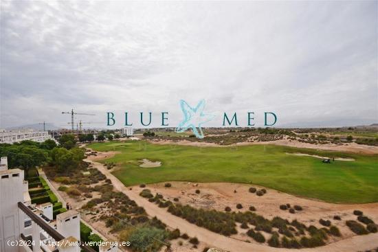 ÁTICO EN ESQUINA CON VISTAS AL CAMPO DE GOLF - MURCIA