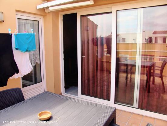 Duplex con terraza en zona tranquila - BALEARES