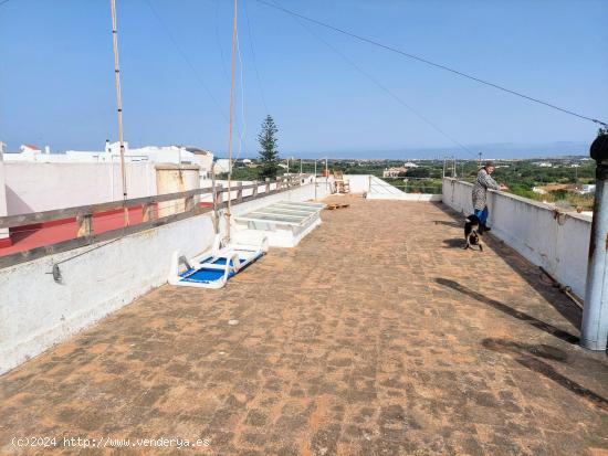 Casa individual con garaje - BALEARES