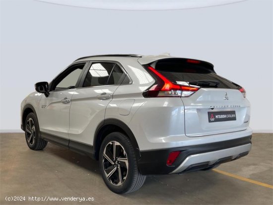 Se Vende MITSUBISHI Eclipse Cross 2.4 PHEV Kaiteki Auto 4WD