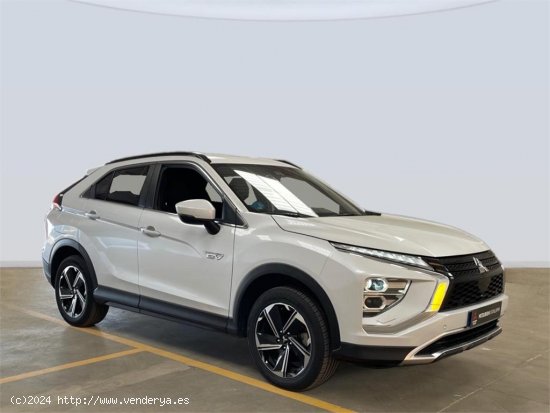 Se Vende MITSUBISHI Eclipse Cross 2.4 PHEV Kaiteki Auto 4WD