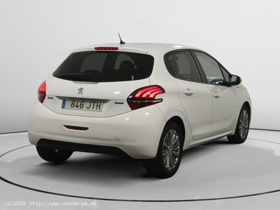 Peugeot 208 Style - Barcelona