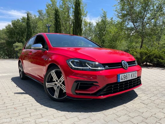 Volkswagen Golf R 4Motion DSG 2.0 TSI 300cv 7 vel. *IVA deducible* *Automático* *36.000 km* *2019* 