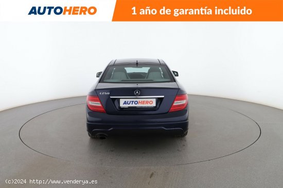 Mercedes Clase C 250 BlueEfficiency - 