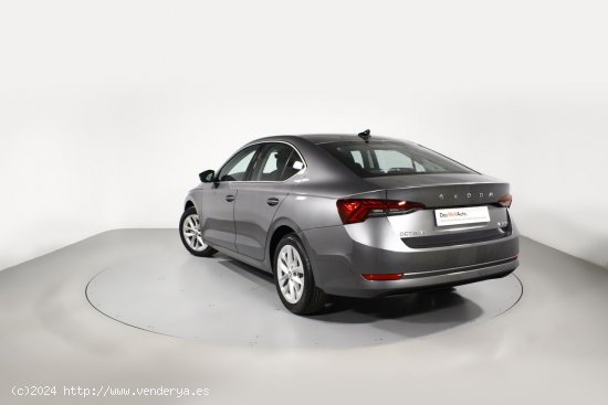 Skoda Octavia 1.0 TSI MHEV SELECTION 81KW DSG 5P - Barcelona