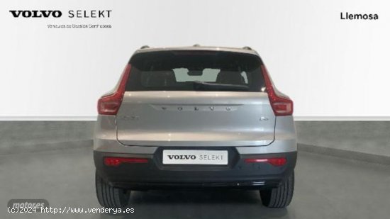 Volvo XC40 2.0 B3 PLUS DARK AUTO 163 5P de 2023 con 30.427 Km por 38.500 EUR. en Lleida