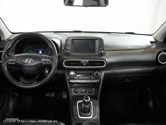 Hyundai Kona 1.6 GDI DT Klass de 2020 con 66.960 Km por 19.990 EUR. en Cadiz