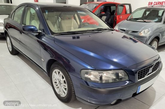  Volvo S60 2.4 D - Automatico de 2003 con 210.000 Km por 4.900 EUR. en Salamanca 