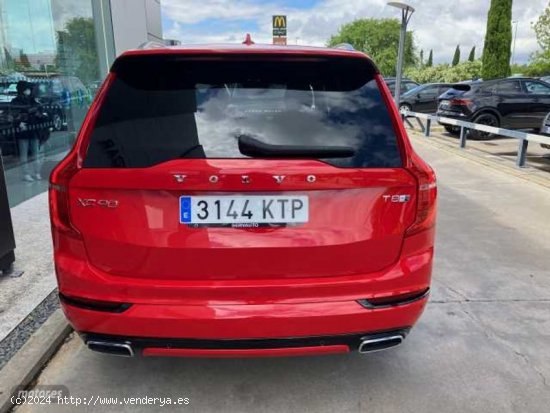 Volvo XC 90 XC90 T8 Twin R-Design 7 asientos de 2019 con 125.000 Km por 45.900 EUR. en Madrid