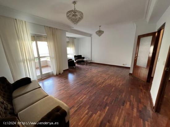 VENTA PISO CENTRICO ZONA CENTROFAMA, 4 DORMITORIOS, TERRAZA, GARAJE - MURCIA