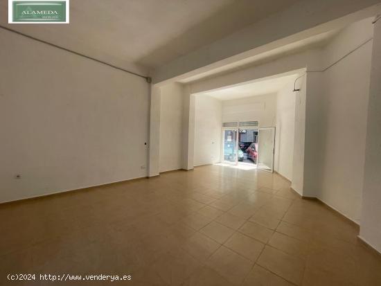 LOCAL COMERCIAL EN MONTEOLIVETE - VALENCIA