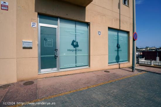  HUERCAL ALMERIA - ZONA BULEVAR: LOCAL COMERCIAL CON VENTANAS ESCAPARATES - ALMERIA 