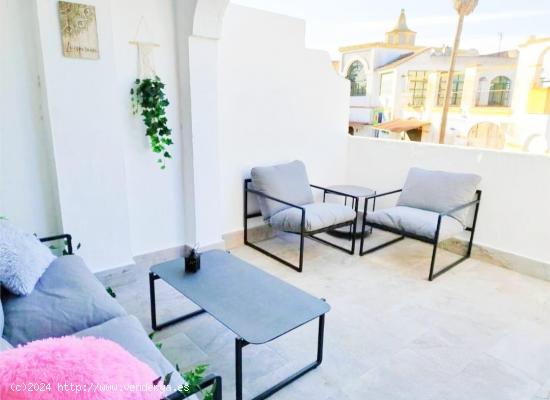  APARTAMENTO CON TERRAZA EN LOS GALLOS - CADIZ 