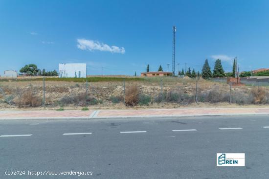 PARCELAS EN EL PASEO CAMINO BAJO LOS NUEVOS DE RECAS,  JUNTO AL CENTRO MEDICO DEL PILAR - TOLEDO