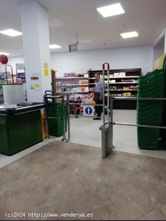 Se vende Local comercial Supermercado de 478m2 en Torrevieja, zona Playa del Cura - ALICANTE