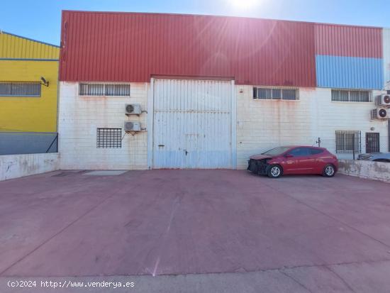  SE VENDE NAVE EN EL POLIGONO INDUSTRIAL CABEZO BEAZA - MURCIA 