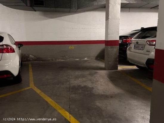  Plaza de parking en alquiler en la calle Estrella - BARCELONA 