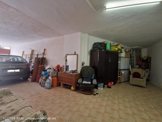 EN VENTA GARAJE Y TERRENO URBANO NAVA DE ORDUNTE - BURGOS