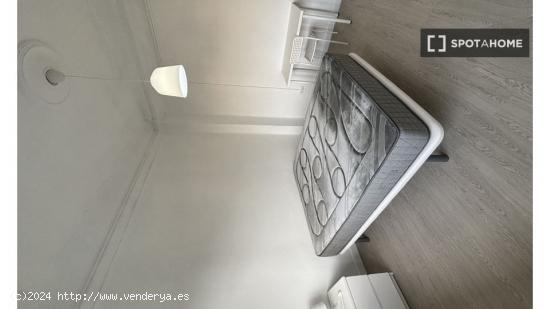 apartamento de 7 habitaciones - VALENCIA