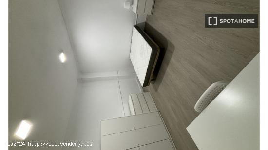 apartamento de 7 habitaciones - VALENCIA