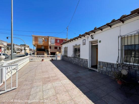 FANTÁSTICA CASA DE PUEBLO EN EL CENTRO DE CATRAL, ALICANTE, COSTA BLANCA - ALICANTE