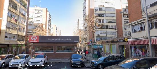  Local comercial en venta en el Barrio del Pilar (Madrid) - MADRID 