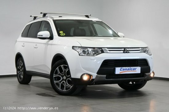 Mitsubishi Outlander 220 DI-D Kaiteki Auto 4WD - Las Rozas de Madrid