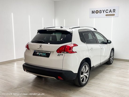 Peugeot 2008 Allure 1.2 PureTech 110 S&S - Valencia