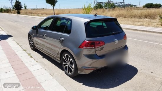 Volkswagen Golf Sportsvan R-line de 2014 con 215.000 Km por 18.000 EUR. en Madrid