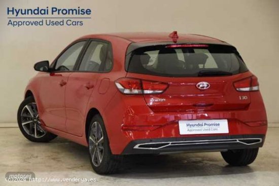 Hyundai i30 1.5 DPI Klass SLX 110 de 2023 con 11.144 Km por 19.900 EUR. en Burgos