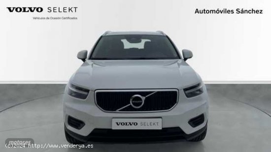 Volvo XC40 1.5 T3 MOMENTUM 156 5P de 2019 con 84.452 Km por 25.900 EUR. en Zaragoza