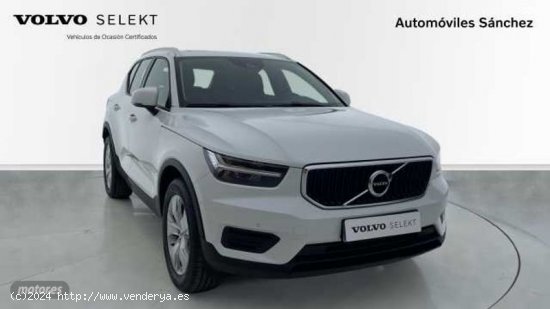 Volvo XC40 1.5 T3 MOMENTUM 156 5P de 2019 con 84.452 Km por 25.900 EUR. en Zaragoza