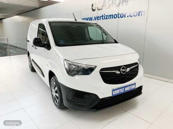 Opel Combo 1.5 TD CARGO 75CV de 2020 con 109.000 Km por 13.800 EUR. en Guipuzcoa