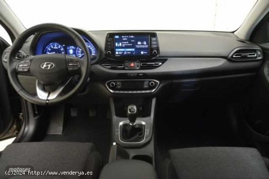 Hyundai i30 1.5 DPI Klass SLX 110 de 2023 con 18.504 Km por 19.990 EUR. en Asturias