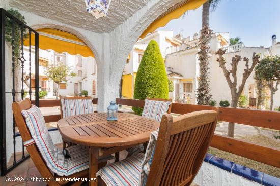 Casa de alquiler vacacional en la playa de Varadero en Santa Pola - ALICANTE