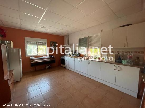 Chalet a la venta en Xativa - VALENCIA