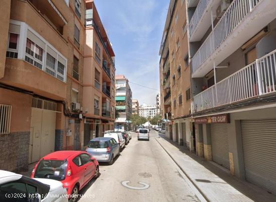 REF 08511 SALICO VENDE BAJO CON LICENCIA TURISTICA - VALENCIA