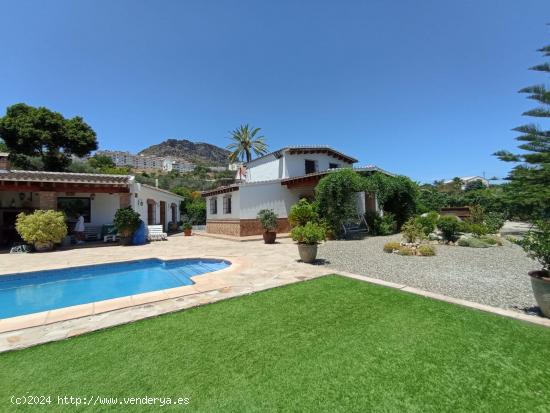 MARAVILLOSA FINCA EN ALORA - MALAGA