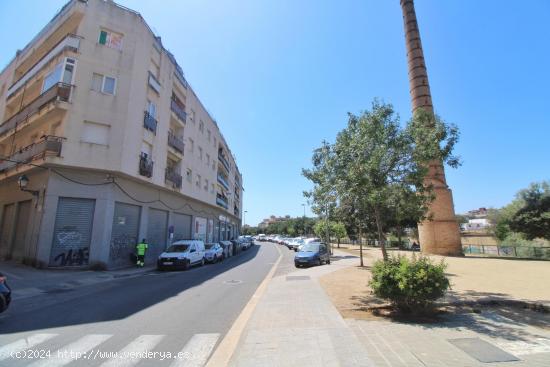 En VENTA 2 plazas de Aparcamiento JUNTAS - TARRAGONA