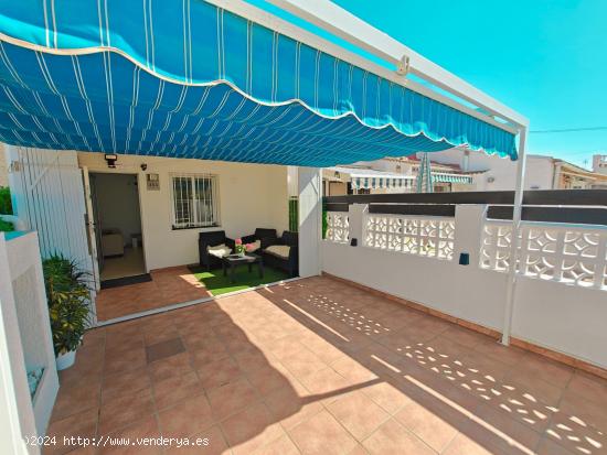 SE VENDE FANTASTICO BUNGALOW EN LA TORRETA TORREVIEJA - ALICANTE